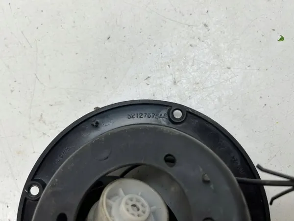 Bouchon de remplissage Jeep Wrangler OEM 52127675 image 8