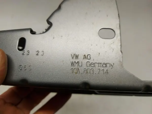 OEM 10A803714 Fram Höger Fäste Audi Q4 E-TRON image 4