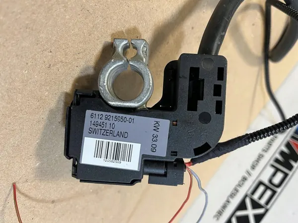 Terminal Negativo BMW OE 9215950 image 2