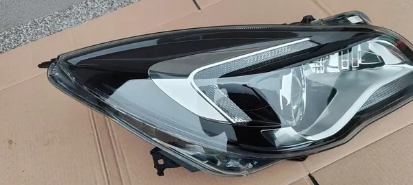 Opel Insignia A Oikean Puolen Ajovalo image 5