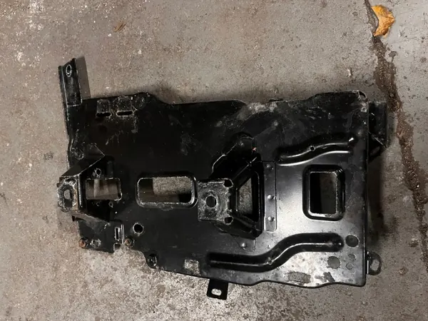Base de batterie Citroen Berlingo IV OEM 7501948001 image 3