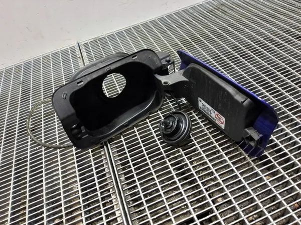 Polttoainesäiliön korkki Seat Leon (5F) 5F4809905F image 6