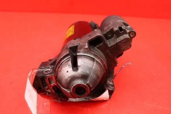 Motor de arranque usado OEM 8506657 para BMW E90/E91 image 2