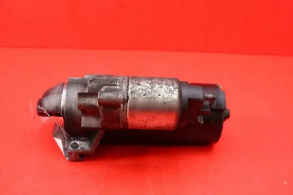 Motor de arranque usado OEM 8506657 para BMW E90/E91 image 3