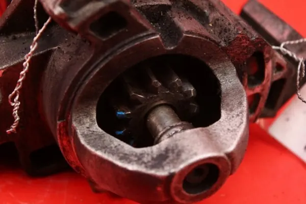 Motor de arranque usado OEM 8506657 para BMW E90/E91 image 6