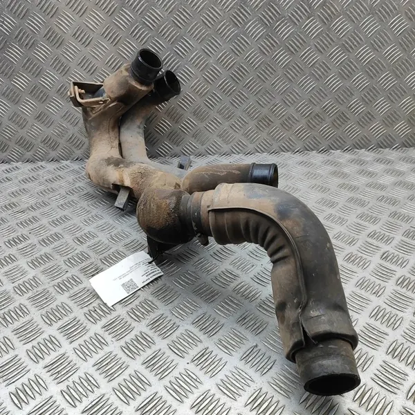 Toyota Land Cruiser 100 Intercoolerslang 17360-17010 image 4