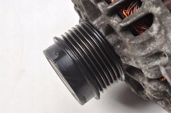 ALTERNATOR HYUNDAI KIA CEED III 1.6 BENSIINI 37300-2B150 image 2