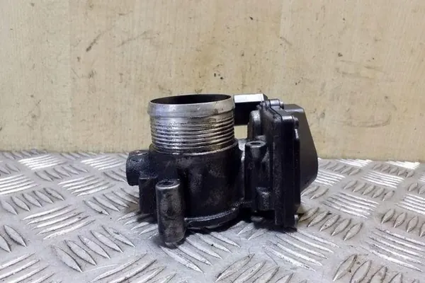 Carburador AUDI Q5 2.0L diesel 2009 image 2