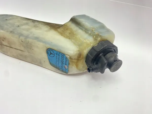 Servolenkungsflüssigkeitsbehälter Mercedes W124 0009899103 image 4