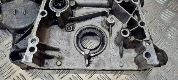Jakoketjun kansi OEM R6460150602 Mercedes-Benzille image 4