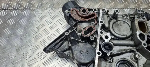 Jakoketjun kansi OEM R6460150602 Mercedes-Benzille image 6