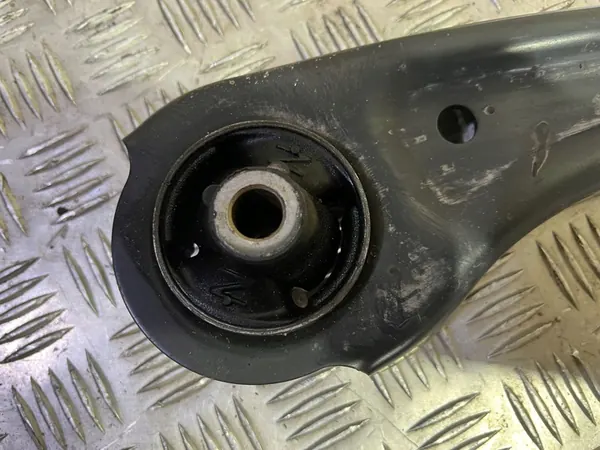 Hyundai OE 54501-N9000 Braccio di Sospensione Anteriore Destro image 3