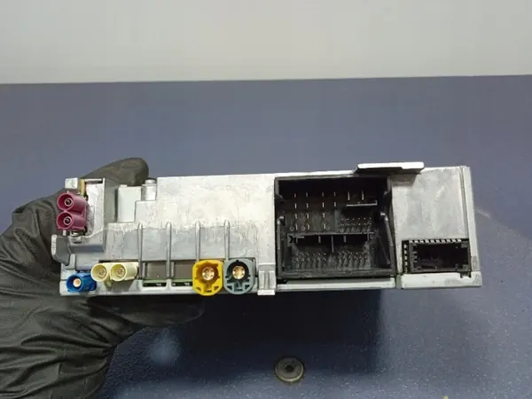 Audi MMI MIB2 Navigationsläsare OEM 8W0035044C image 6