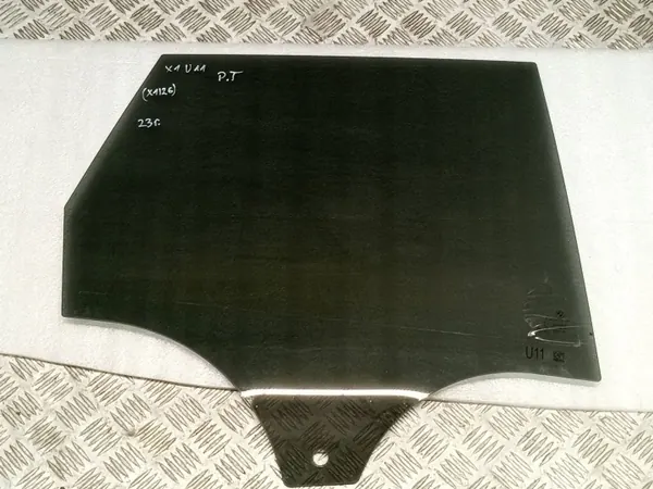 Vidro Porta Traseira Direita BMW X1 U11 OEM Usado image 3