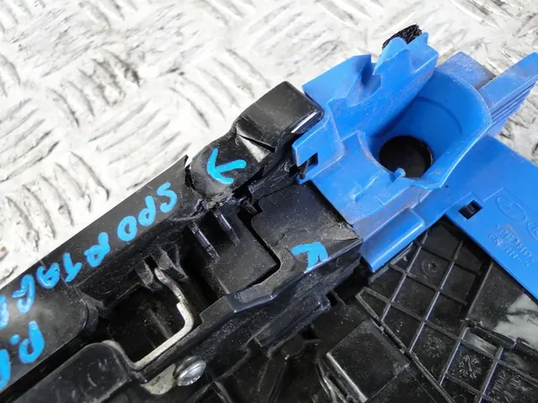 Kia OE 81320-F1200 cerradura de puerta P image 6