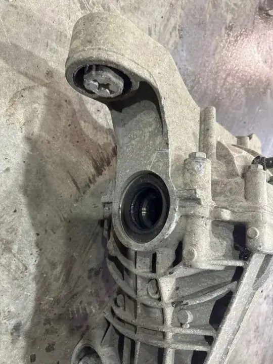 Differenziale posteriore AUDI Q7 (4L) 200800119 3.0L Diesel image 4