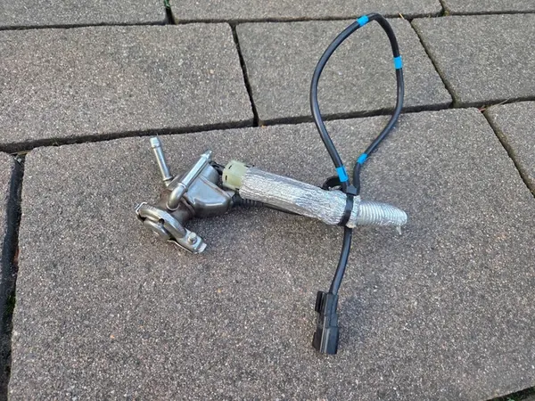 Injecteur AdBlue FORD KUGA MK3 FOCUS MK4 J1G1-5J281-AB image 2