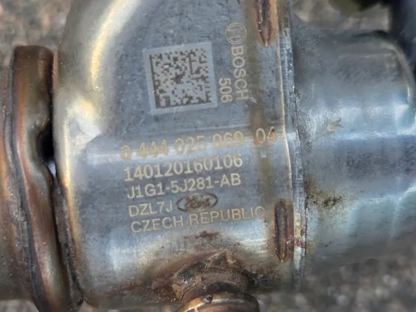 Injecteur AdBlue FORD KUGA MK3 FOCUS MK4 J1G1-5J281-AB image 7