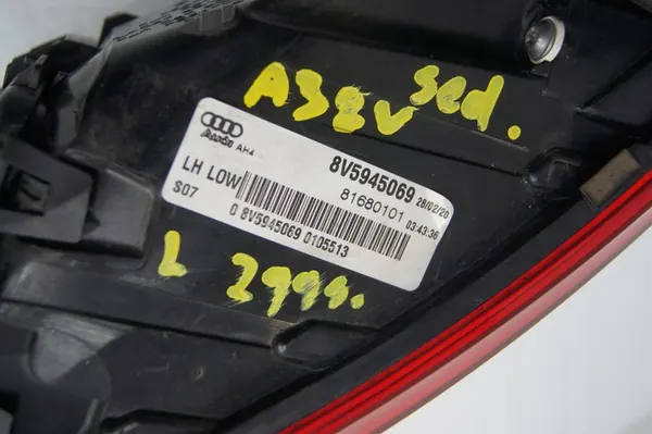 AUDI A3 8V5 LIFT SEDÁN LÁMPARA TRASERA IZQUIERDA OEM 8V5945069 image 6