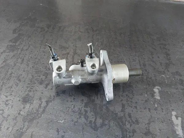 Pompe de Frein DSC BMW 3 E46 image 5