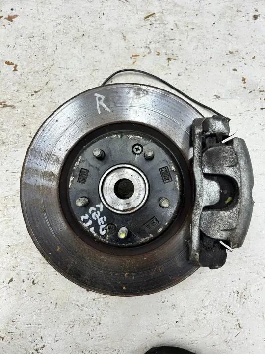 OEM CQM2060 Kia X-Ceed Rechte Vorderradnabe image 2