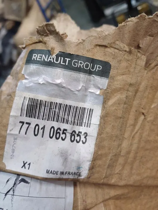 Kylarrubriksfäste Renault Master 03-10R. 7701065653 image 3