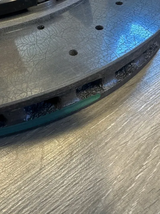 Lamborghini Urus linke hintere Keramik-Bremsscheibe OEM 4M0615601AJ image 6