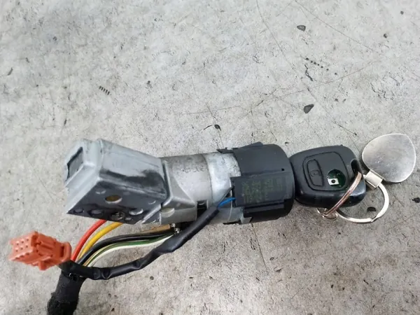 Familiar Peugeot 307 1.6 usado OEM 36353100 image 4