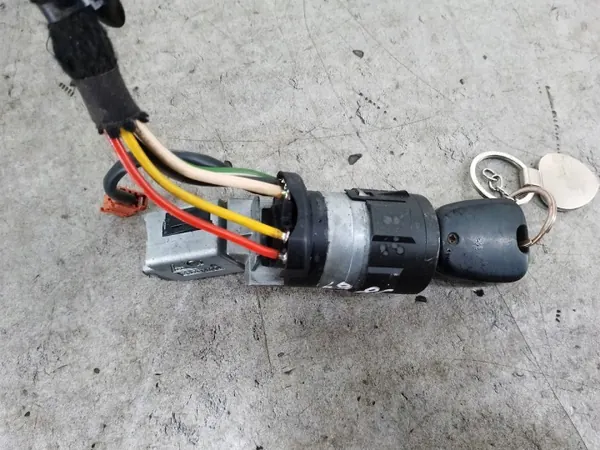Familiar Peugeot 307 1.6 usado OEM 36353100 image 7