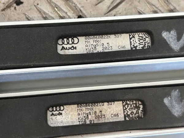 Barras de techo Audi Q5 SQ5 usado OEM 80A860022K image 10
