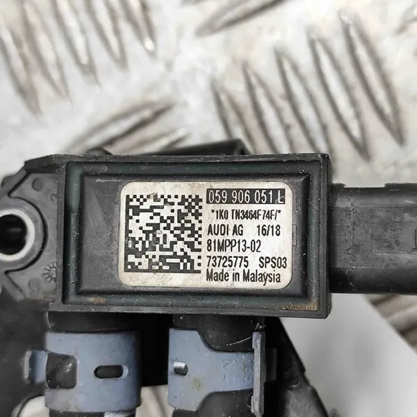 SENSOR DE PRESSION D'AIR AUDI OE 059906051L image 7