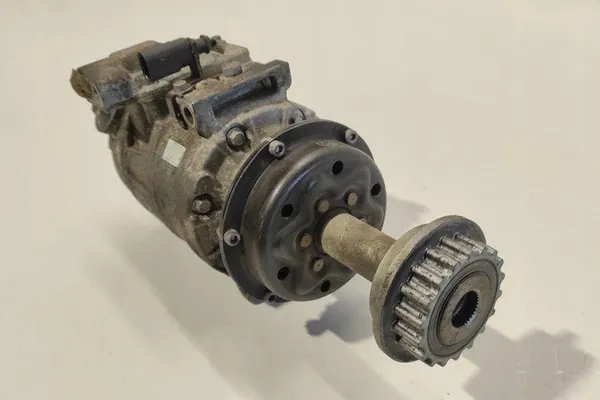 Compressore aria condizionata VW PHAETON 5.0L Diesel image 2
