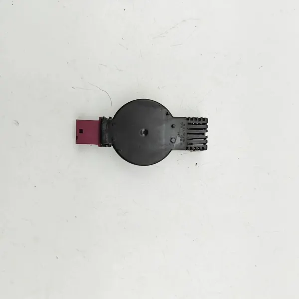 Sensor de chuva Land Rover Defender L663 2024 OEM R8B2-17D547-CB image 4