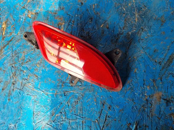 Refletor para-choques traseiro direito Kia Ceed OEM 92402-1H1 image 3