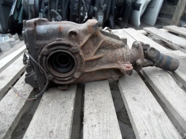 Diferencial trasero BMW Z3 1.9 B 1999 3.45 image 2