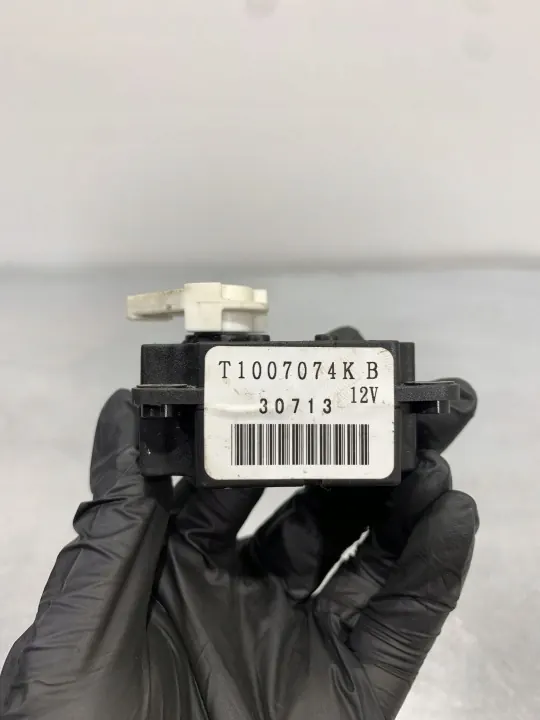 Subaru OE FBZ19336 Ventilatieklep - Gebruikt image 4