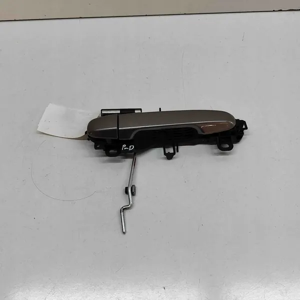 Oikean etuoven kahva Toyota Yaris III OEM image 3