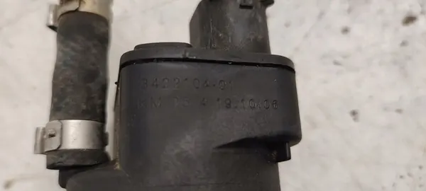 BMW 5 E60 E61 E90 E91 3.0 D Chauffage de Carburant 4 Pin OEM 7799968 image 3