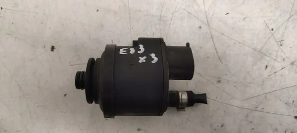 BMW 5 E60 E61 E90 E91 3.0 D Chauffage de Carburant 4 Pin OEM 7799968 image 6