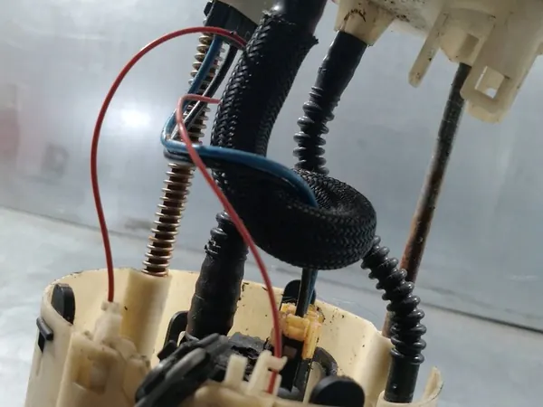 Bosch Polttoainepumppu IVECO DAILY 2.3 HDI image 2