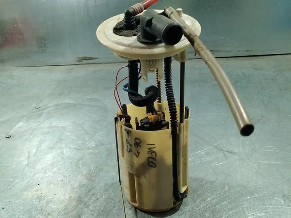 Bosch Polttoainepumppu IVECO DAILY 2.3 HDI image 6