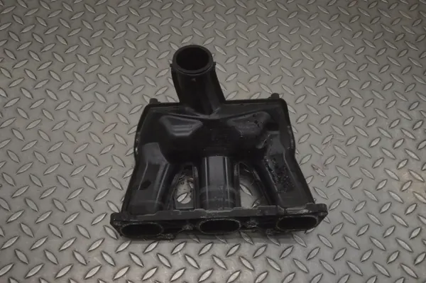 Insugningsgrenrör Porsche 911 (991) 3.0L OEM 9A211003601 image 3