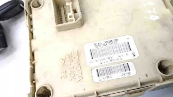 Toyota sytytysjoukko OEM 8974105070 Avensis Estate:lle image 7