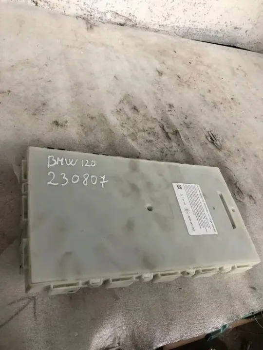 Module Confort BMW OEM 938110501 pour Série 1 F20 image 2