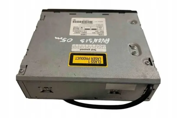 Changer CD Toyota OEM 74835 pour Avensis T25 2.0L image 5