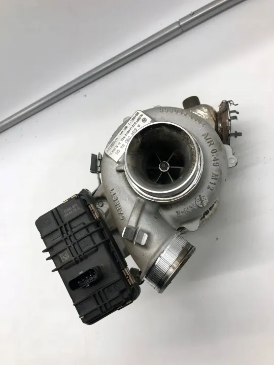 Turbo Mercedes-Benz OEM A6540908400 - Usado image 3