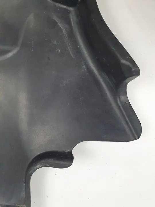 AUDI A4 B8 Underkörningsskydd Framsidan Vänster 8K0825201A image 4