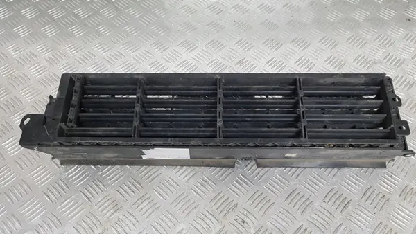 Grille de ventilation volant Nissan OE 62322HV80A image 7