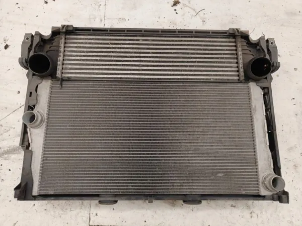 Framvattenkylare OEM C731111 för BMW 5 F10/F11 image 2