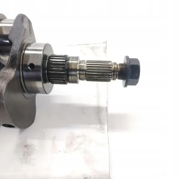 Kurbelwelle VOLVO S60 I 2.4 D5 OEM WAŁ KORBOWY image 8